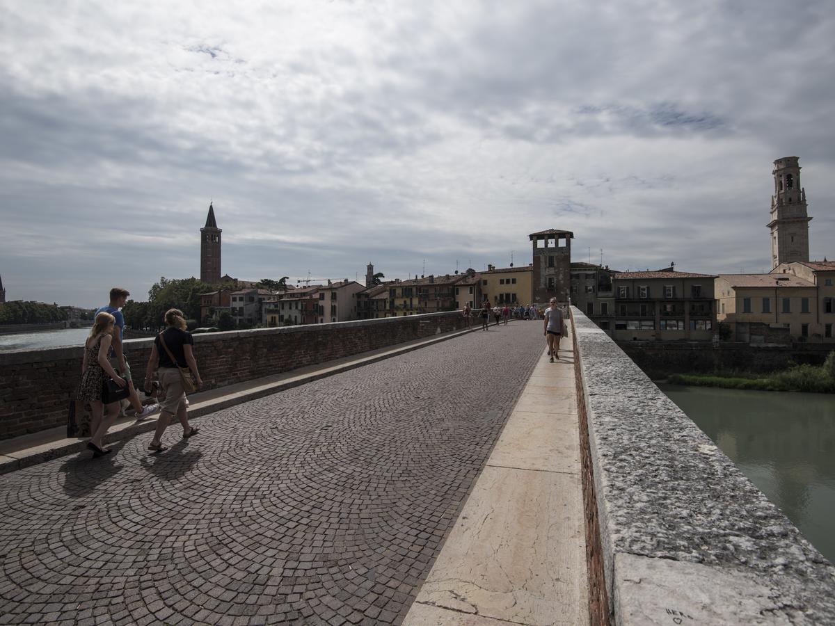 Italianflat - Le Quattro Stagioni Apartment Verona Luaran gambar